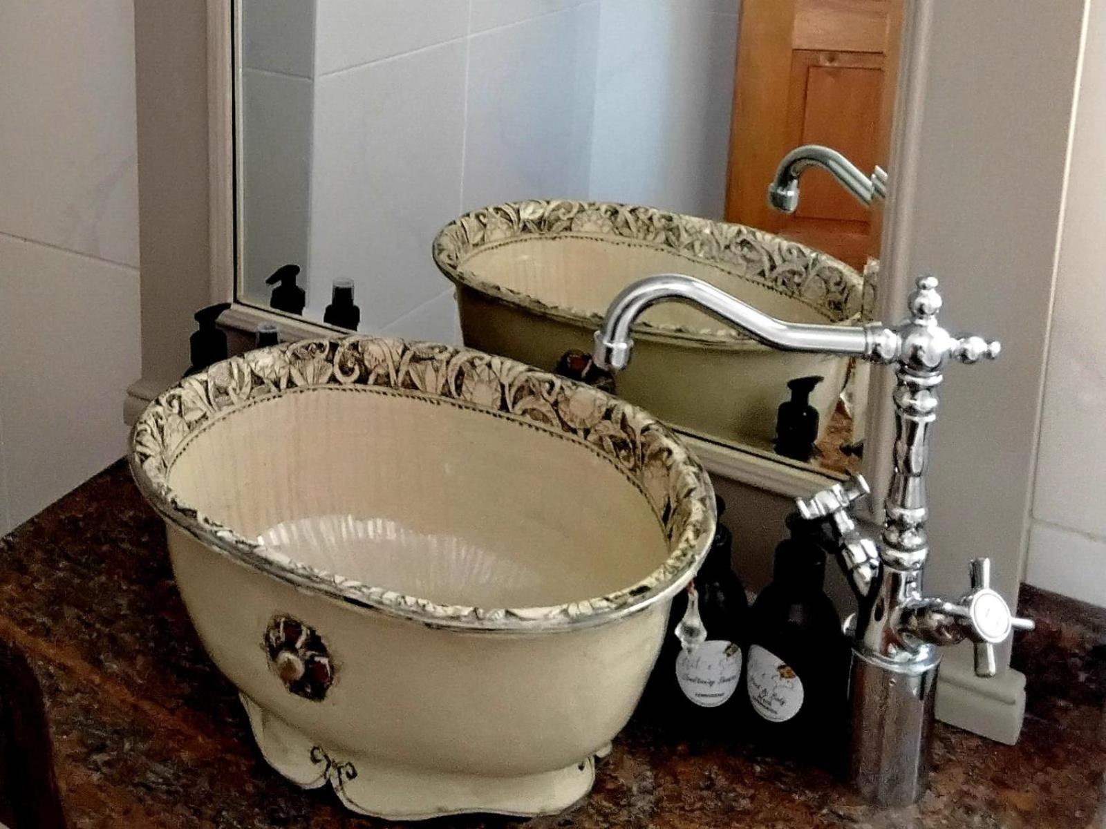 Art And Soul Restaurant, Accommodation, French Bar And Art Gallery Parys Room photo